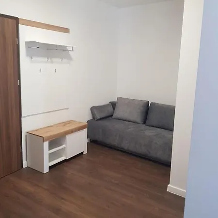 Apartment Happy 18 Basen & Kort Tenisowy, Ochrona 24h - Dla Maksymalnie 6 Osob Pobierowo