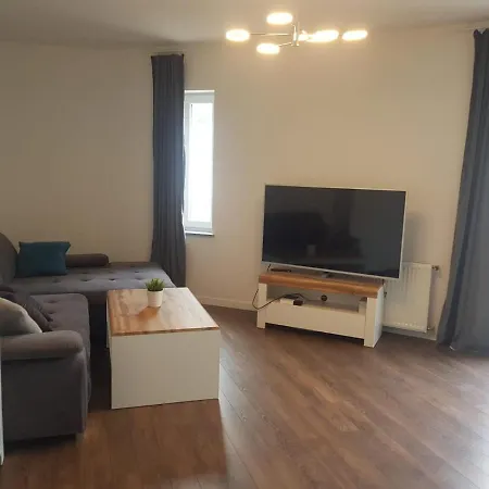 Apartment Happy 18 Basen & Kort Tenisowy, Ochrona 24h - Dla Maksymalnie 6 Osob *