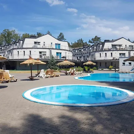 Happy 18 Basen & Kort Tenisowy, Ochrona 24h - Dla Maksymalnie 6 Osob Apartment Pobierowo