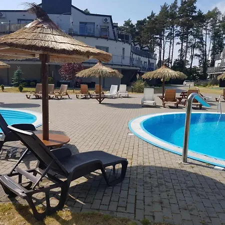 Apartment Happy 18 Basen & Kort Tenisowy, Ochrona 24h - Dla Maksymalnie 6 Osob